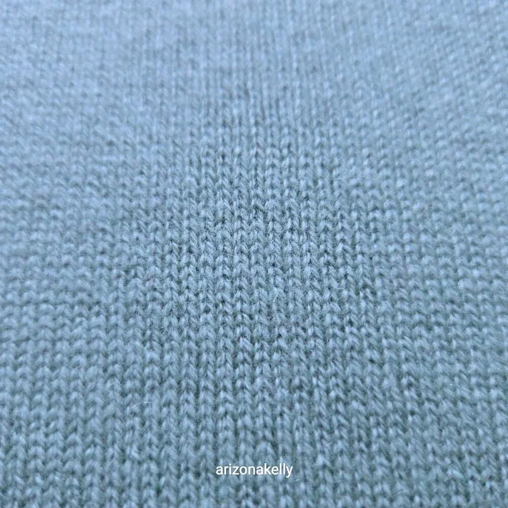 NWT Woolovers Cashmere Knit Scarf Sage Green